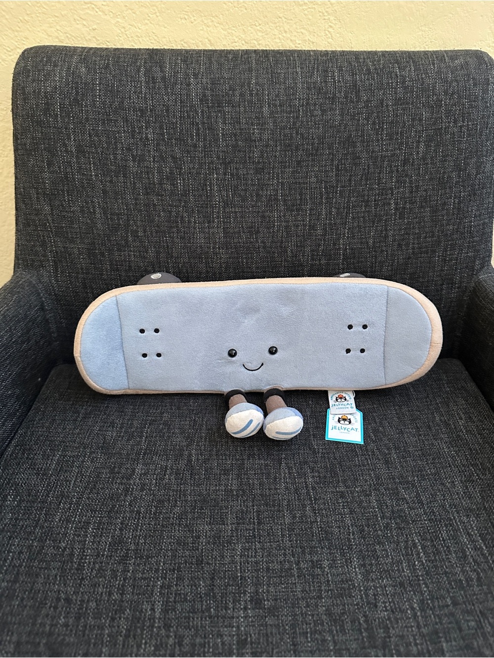 Jellycat Amuseables Sports Skateboard